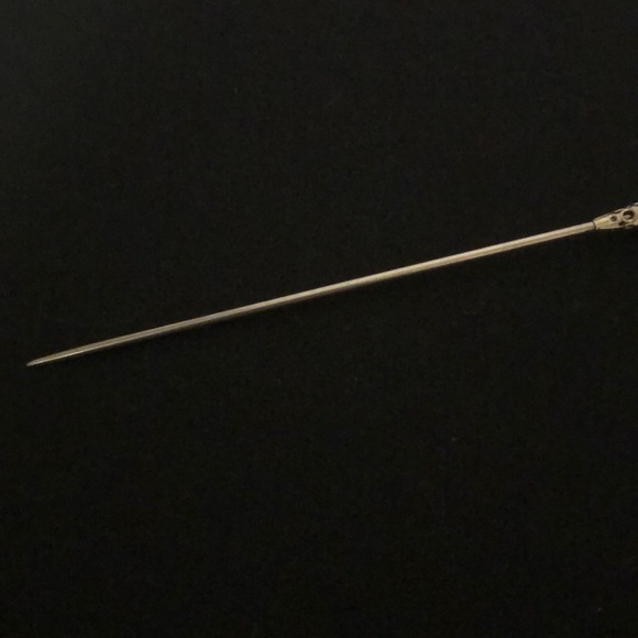 Traditional Yellow Hair Pin - Picture 3 of 4